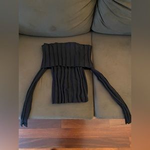 Zara black long sleeve ribbed knit off shoulder crop top, size S